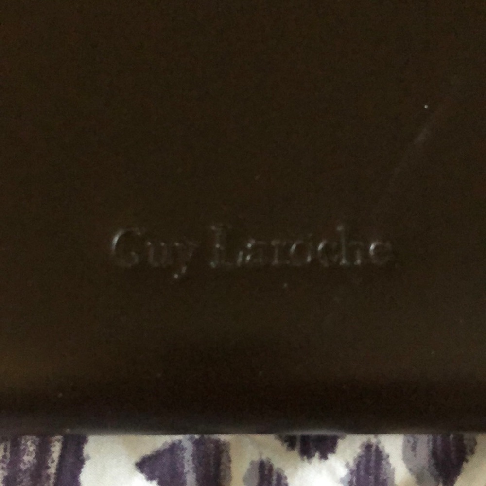 Guy Laroche Dark Brown Leather Travel Wallet - Picture 3 of 9